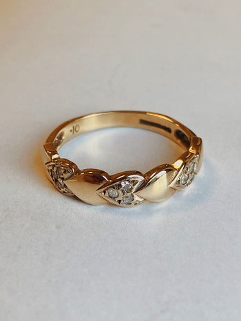 Vintage Diamond Hearts Ring